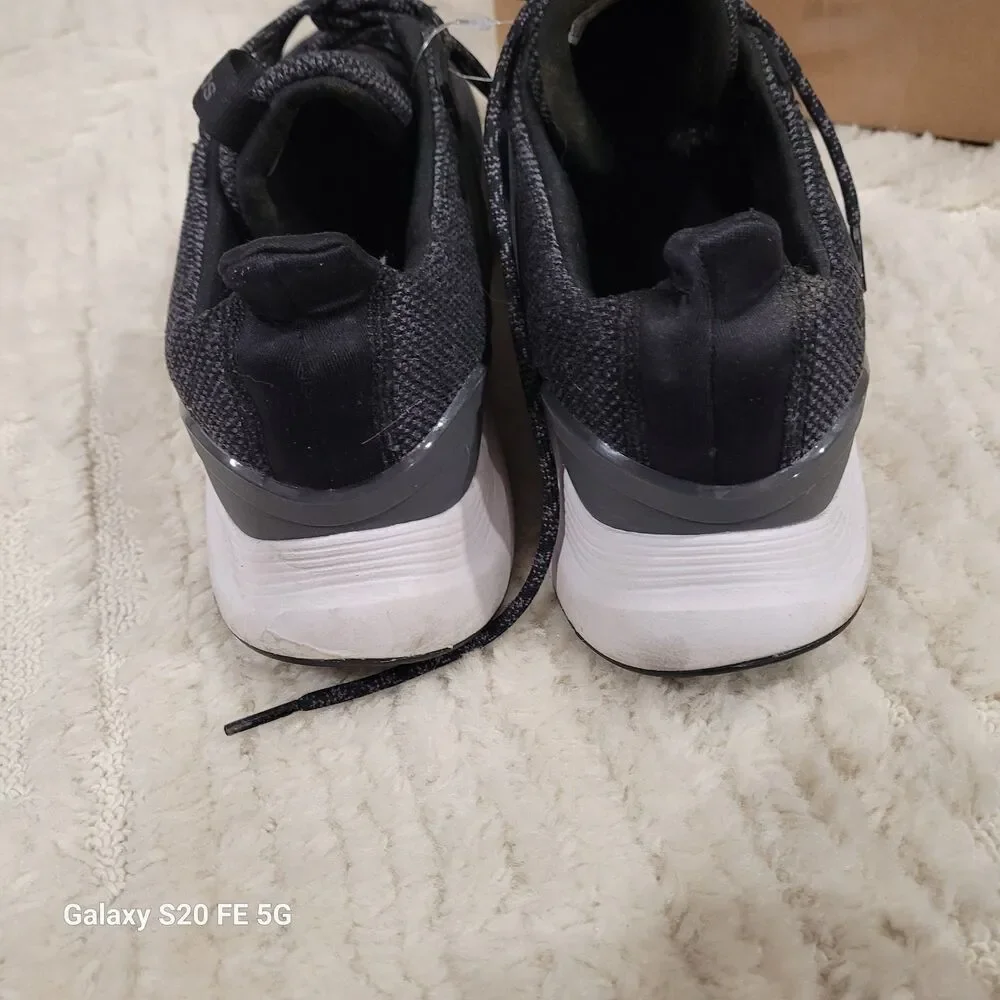 adidas please see